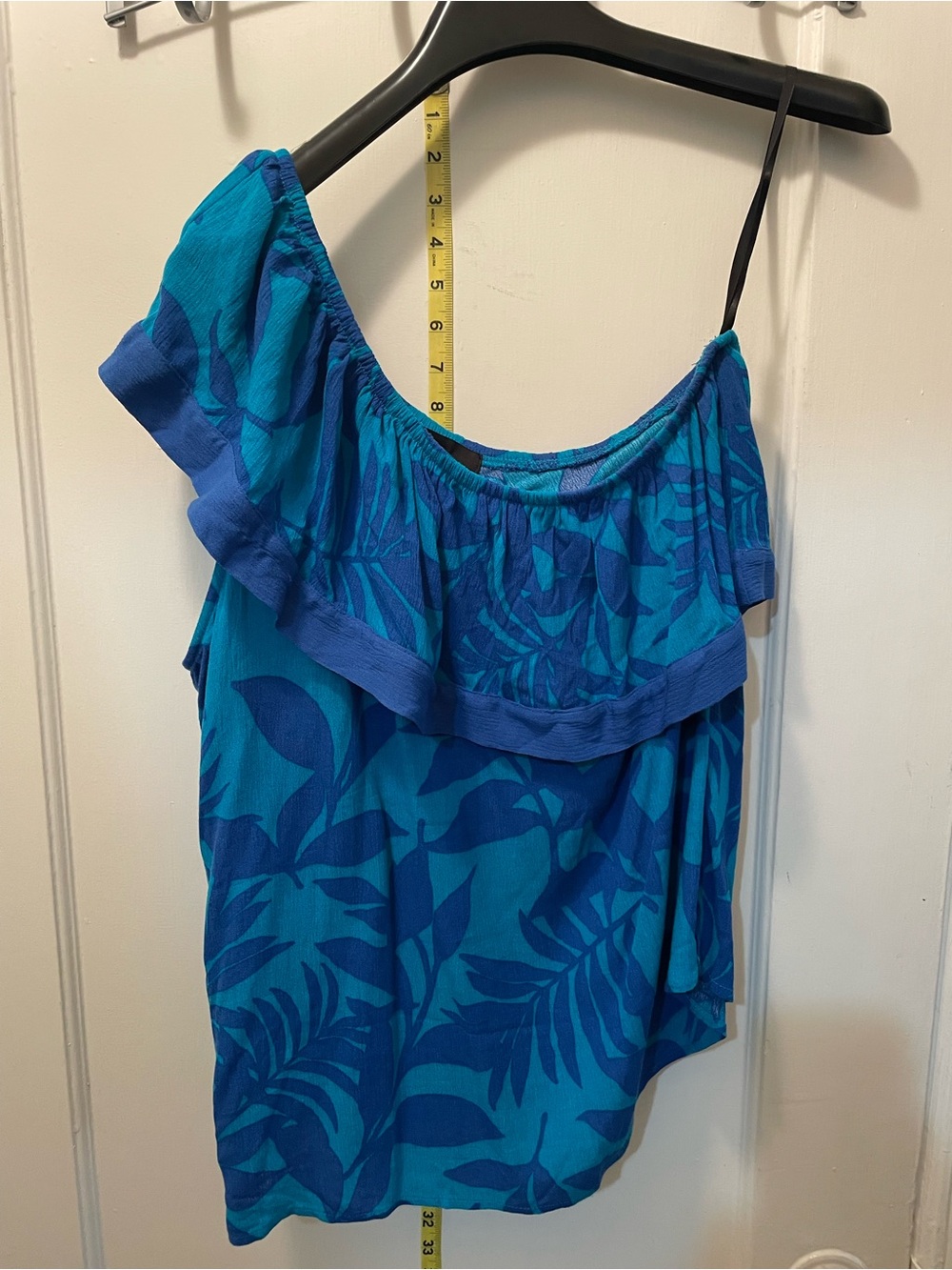 Gibson One-Shoulder Blue Tropical Print Ruffle Top